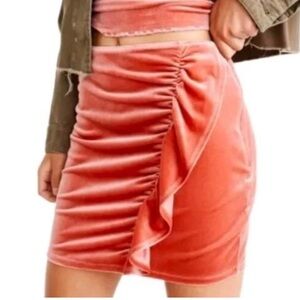 Abercrombie & Fitch Pink Velvet Ruffle Mini Skirt Size XL‎